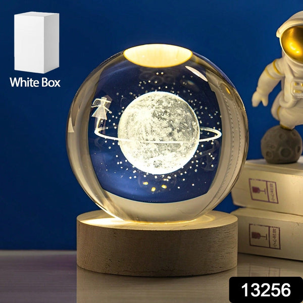 Astronaut Ball Night Light